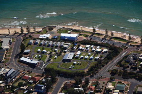 Christies Beach Tourist Park - Hervey Bay Accommodation 1