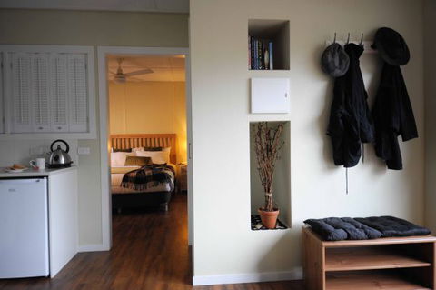 Gisborne Peak Winery  Cottages - Hervey Bay Accommodation 6