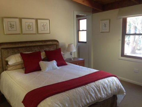 Grevillea Chalet - Tourism Hervey Bay 6