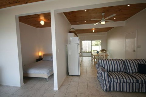 LJ Hooker Goolwa Holiday Rentals - 42 Underwood Avenue, Goolwa Beach - Hervey Bay Accommodation 7