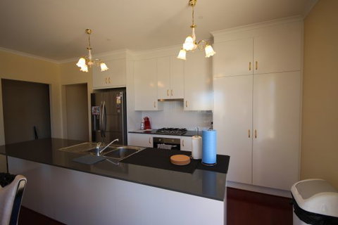 LJ Hooker Goolwa Holiday Rentals - 42 Underwood Avenue, Goolwa Beach - Hervey Bay Accommodation 18