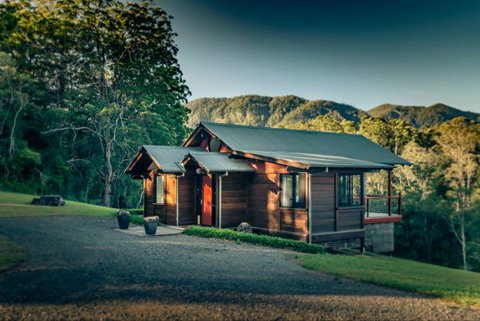 Promised Land Retreat - Hervey Bay Accommodation 1
