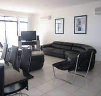 The Waterfront Dolphin - Hervey Bay Accommodation