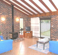 The Happy Shack at Callala Bay - Hervey Bay Accommodation