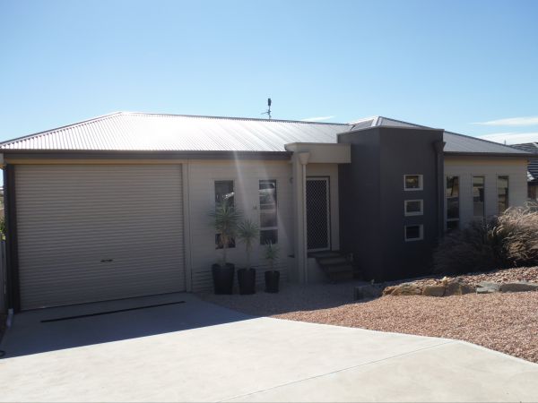  Hervey Bay Accommodation