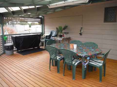 Shore Is Nice - Hervey Bay Accommodation 1
