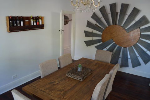 Two Cow Cottage Bed And Breakfast - Hervey Bay Accommodation 5