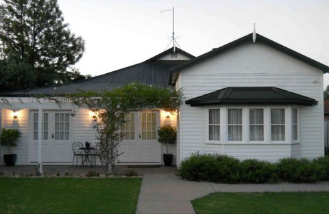 BJs Short Stay Apartments - Hervey Bay Accommodation 1