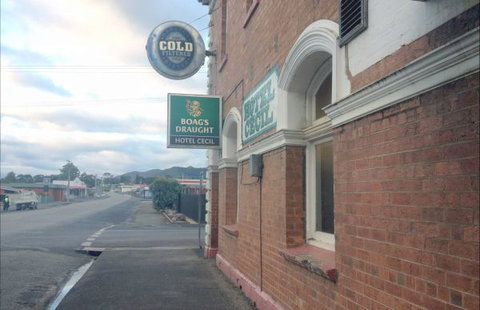 Cecil Hotel Zeehan - Hervey Bay Accommodation 0