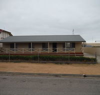 Lawhill Lodge - Hervey Bay Accommodation