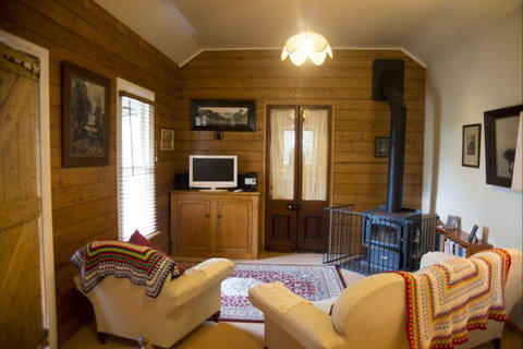 Orchard Cottages - Hervey Bay Accommodation 2