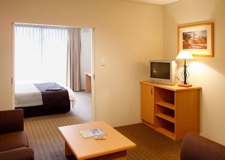 All Suites Perth - Tourism Hervey Bay 2