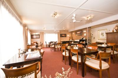 Quality Inn Country Plaza Queanbeyan - Hervey Bay Accommodation 3