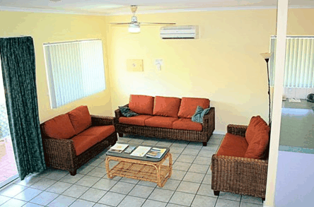 Cable Beachside Villas - Hervey Bay Accommodation 4