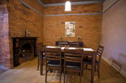 Florennes Heritage Cottage - Hervey Bay Accommodation 2