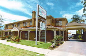City Colonial Motor Inn - Hervey Bay Accommodation 2