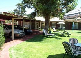 Carn Court Holiday Apartments - Hervey Bay Accommodation 4