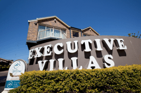 Jesmond Executive Villas - Hervey Bay Accommodation