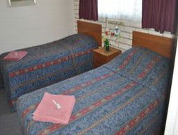 Bridge Motel - Tourism Hervey Bay 0