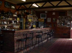 Port Albert Hotel - Hervey Bay Accommodation 1