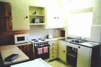 Capri Lodge Motel Apartments - Hervey Bay Accommodation 3
