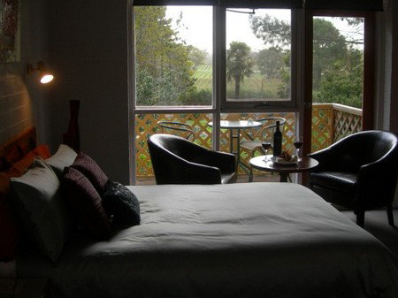Lyndoch Hill Retreat - Hervey Bay Accommodation 1