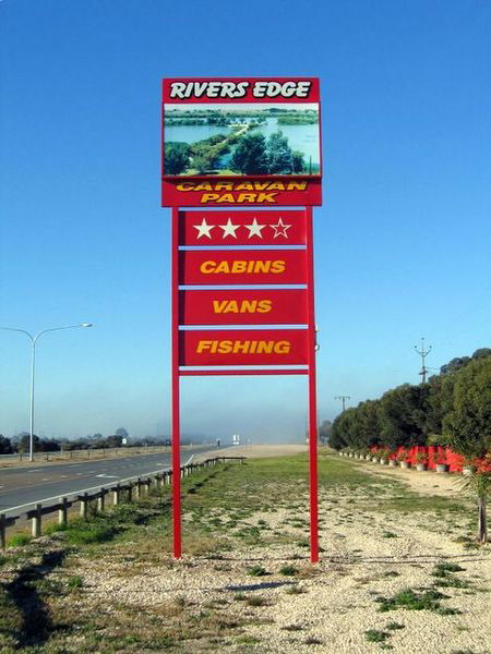 Rivers Edge Caravan Park - Hervey Bay Accommodation 0