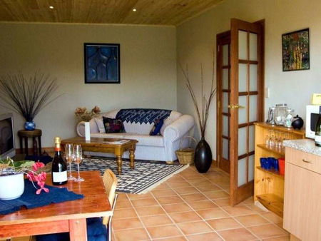The Stumps B&B - Hervey Bay Accommodation 1