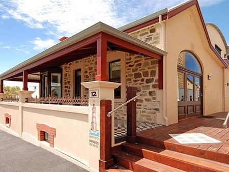 Timeball Apartments - Hervey Bay Accommodation 0