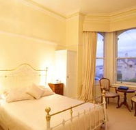 Amberley House - Hervey Bay Accommodation