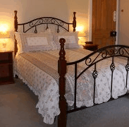 Cambridge House - Hervey Bay Accommodation 3