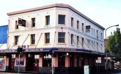Silk Accommodation - Hervey Bay Accommodation 0