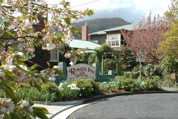 Rosie's Inn - Hervey Bay Accommodation 0