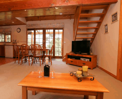 Otago Cottage - Hervey Bay Accommodation 1