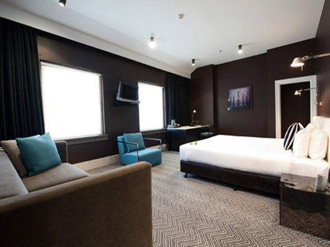 Diamant Boutique Hotel Canberra - Hervey Bay Accommodation 1