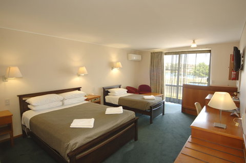 Argosy Motor Inn - Hervey Bay Accommodation 1