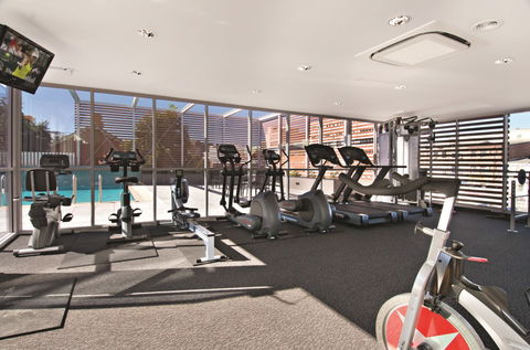 Chifley Apartments Newcastle - Hervey Bay Accommodation 2