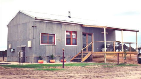 Redwing Barn Farmstay - Hervey Bay Accommodation 0