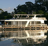 Whitewater Houseboat - Hervey Bay Accommodation