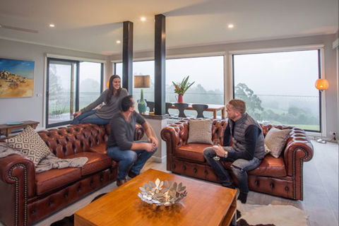 Halcyon Cottage Retreat - Self Contained Accommodation - Hervey Bay Accommodation 8