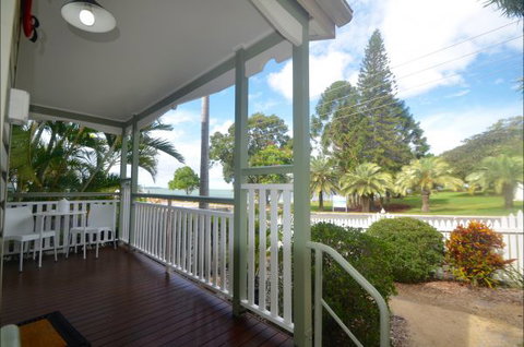 Barney Beach Accommodation - Hervey Bay Accommodation 6