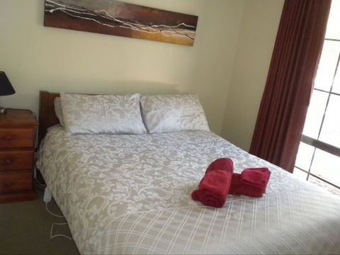 Gang Gang Villas - Tourism Hervey Bay 8
