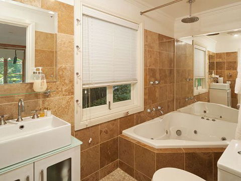 Aldgate Creek Cottage Bed And Breakfast - Hervey Bay Accommodation 3