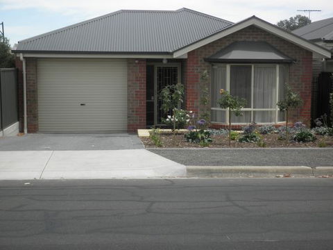 C&C's Bed And Breakfast - Hervey Bay Accommodation 1