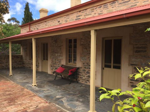 Gasworks Cottages Strathalbyn - Hervey Bay Accommodation 5