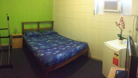 Port Adelaide Backpackers - Hervey Bay Accommodation 0