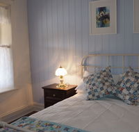 Cobblers Cottage - Hervey Bay Accommodation