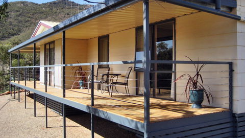 Devil's Peak Bed & Breakfast - Hervey Bay Accommodation 0