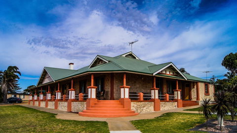 Kangaroo Island Seaview Guesthouse - Hervey Bay Accommodation 0