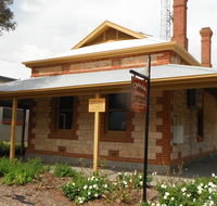 Clydesdale Cottage Bed  Breakfast - Hervey Bay Accommodation